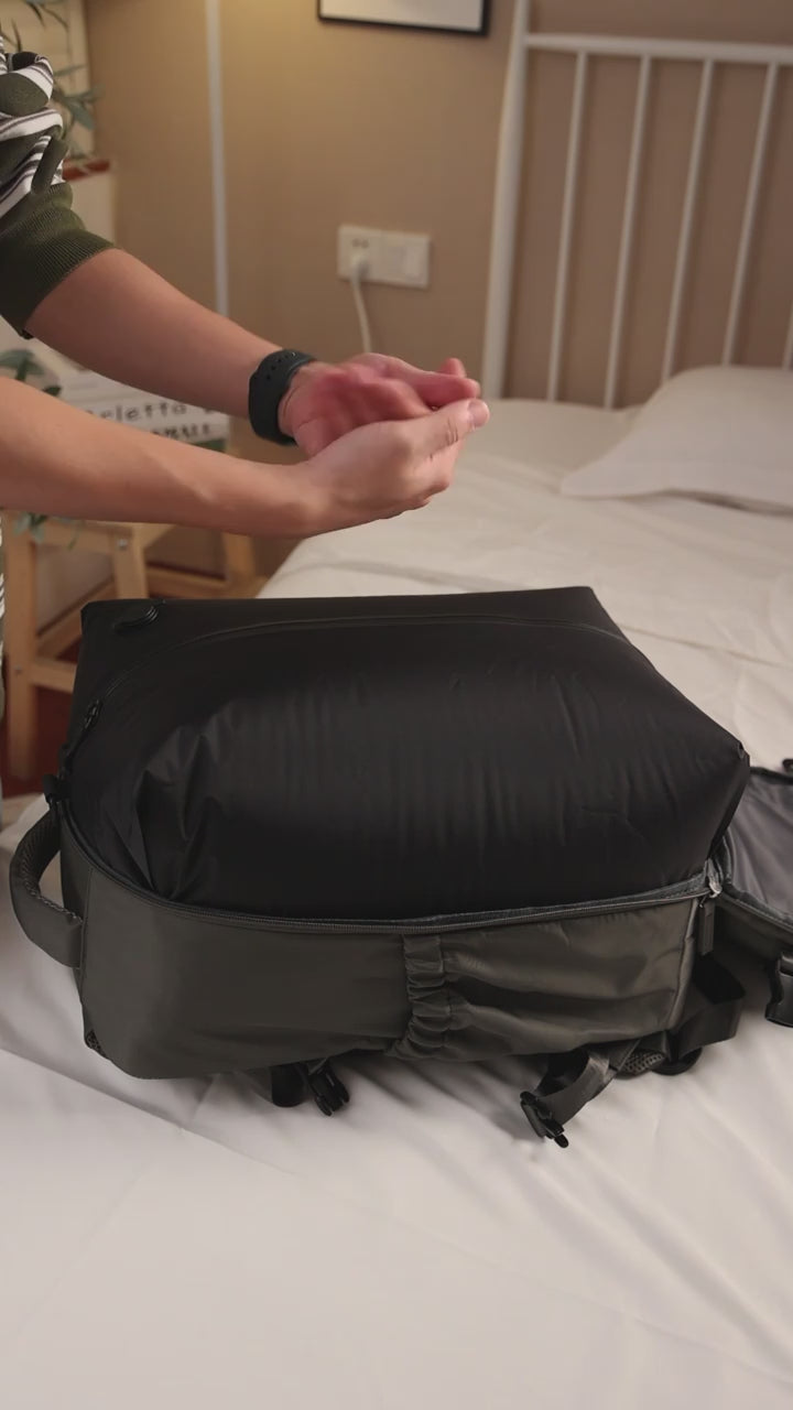 Vacuum Travel Backpack